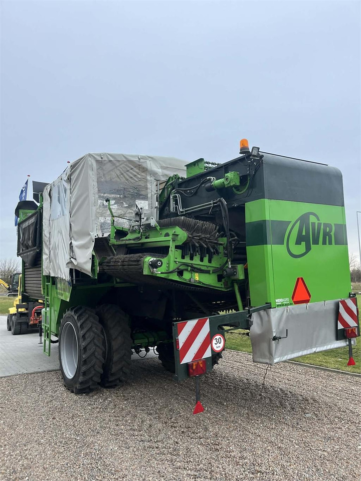 AVR 9200 HJULTRÆK - Arracheuse de pommes de terre: photos 4 AVR 9200 HJULTRÆK - Arracheuse de pommes de terre: photos 4