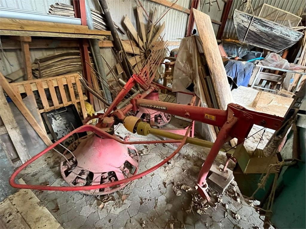 Deutz-fahr 2 ROTORS - Faneuse: photos 3 Deutz-fahr 2 ROTORS - Faneuse: photos 3