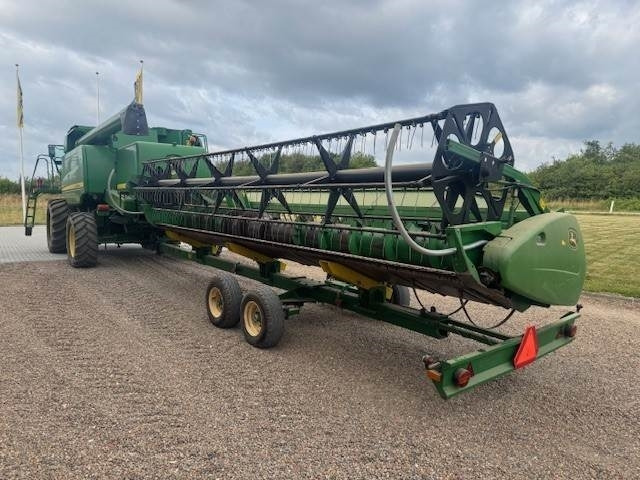 John Deere T660I - Moissonneuse-batteuse: photos 5 John Deere T660I - Moissonneuse-batteuse: photos 5