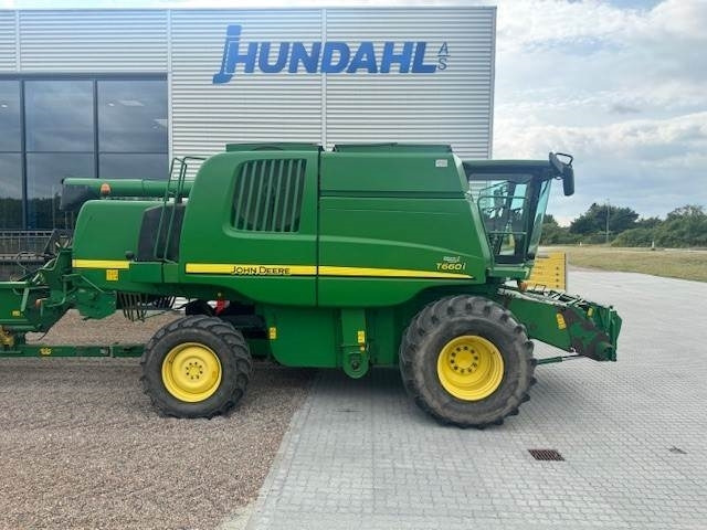 John Deere T660I - Moissonneuse-batteuse: photos 2 John Deere T660I - Moissonneuse-batteuse: photos 2