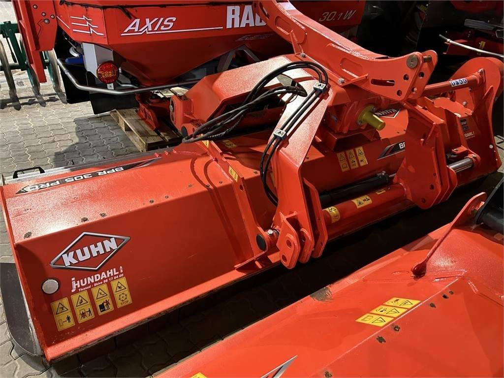 Kuhn BPR 305 PRO hammer - Broyeur à axe horizontal: photos 2 Kuhn BPR 305 PRO hammer - Broyeur à axe horizontal: photos 2