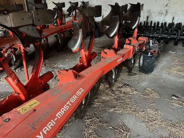Kuhn VARI-MASTER 152 4+1 - Charrue: photos 2 Kuhn VARI-MASTER 152 4+1 - Charrue: photos 2