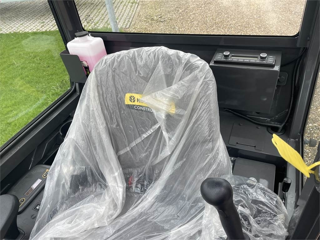 New Holland E19C AG - Mini pelle: photos 5 New Holland E19C AG - Mini pelle: photos 5