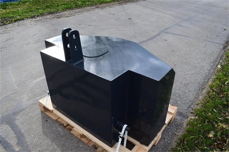 - - - 1000 kilo J-Maskiner - Contrepoids pour Machine agricole: photos 4 - - - 1000 kilo J-Maskiner - Contrepoids pour Machine agricole: photos 4
