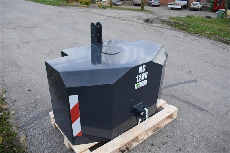- - - 1200 kilo J-Maskiner - Contrepoids pour Machine agricole: photos 3 - - - 1200 kilo J-Maskiner - Contrepoids pour Machine agricole: photos 3