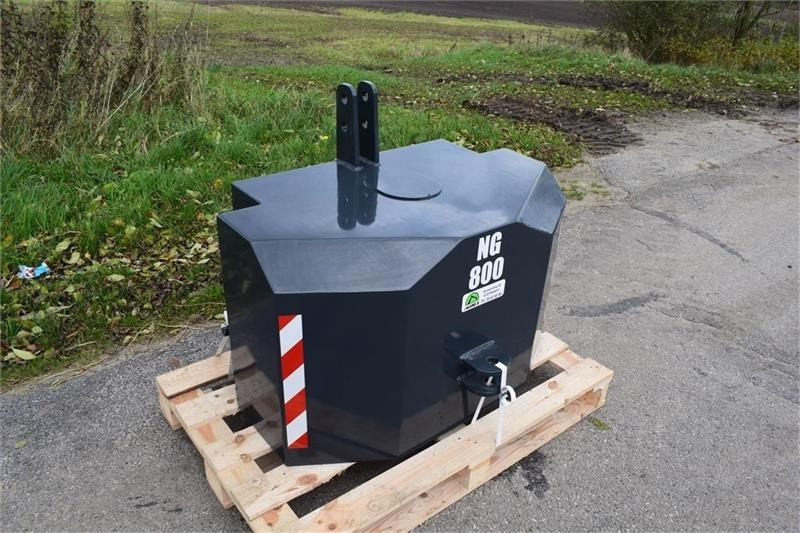 - - - 800 kilo J-Maskiner - Contrepoids pour Machine agricole: photos 3 - - - 800 kilo J-Maskiner - Contrepoids pour Machine agricole: photos 3