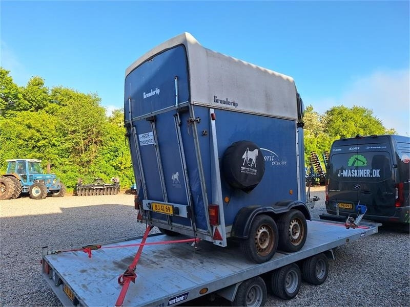 Brenderup 33 K HESTETRAILER - Van chevaux: photos 2 Brenderup 33 K HESTETRAILER - Van chevaux: photos 2