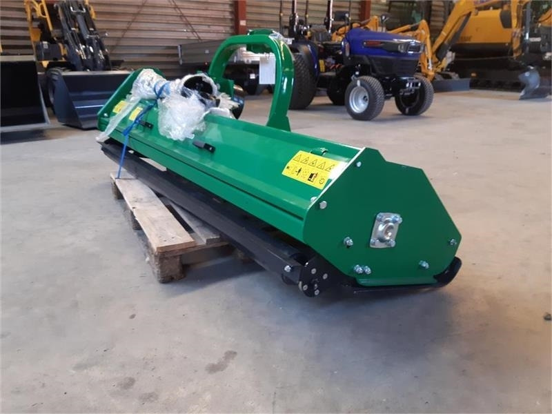 Dk-Tec 220cm  - Broyeur à axe horizontal: photos 4 Dk-Tec 220cm  - Broyeur à axe horizontal: photos 4