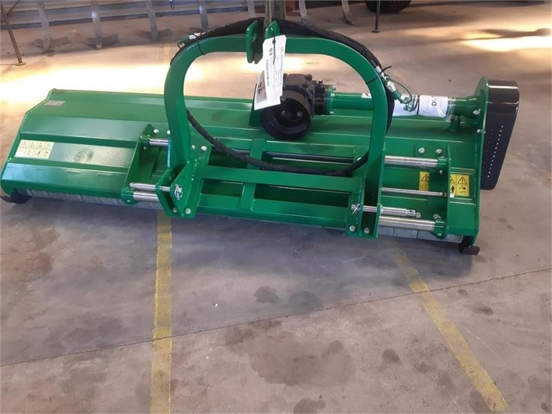 Dk-Tec 220cm  - Broyeur à axe horizontal: photos 3 Dk-Tec 220cm  - Broyeur à axe horizontal: photos 3