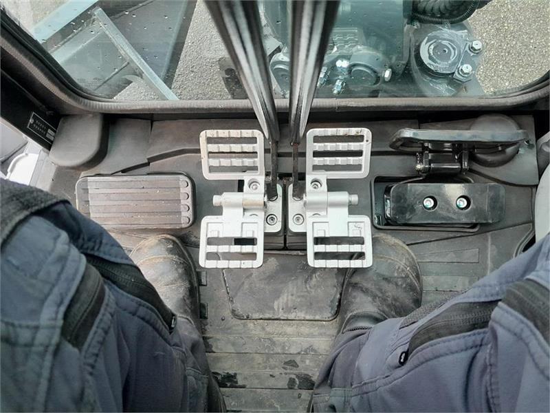 Eurotrac HE26-ER FABRIKSNY KAMPAGNE PRIS - Mini pelle: photos 3 Eurotrac HE26-ER FABRIKSNY KAMPAGNE PRIS - Mini pelle: photos 3