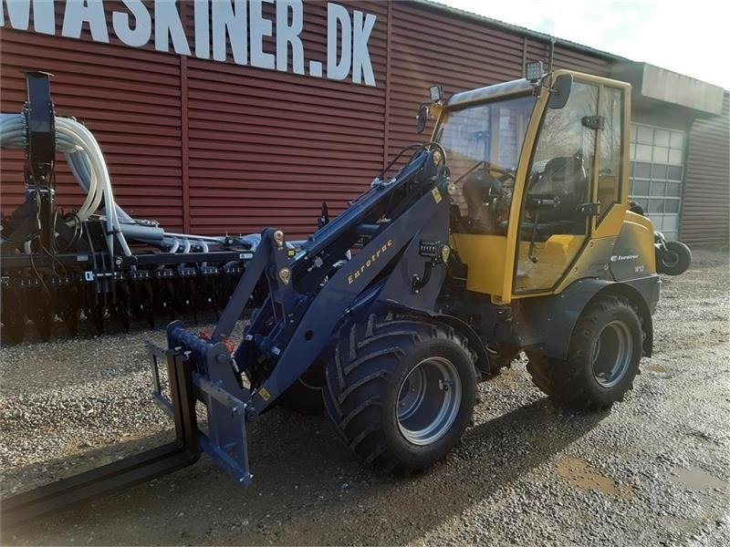 Eurotrac W12 F mellem tårn - Valet de ferme: photos 5 Eurotrac W12 F mellem tårn - Valet de ferme: photos 5