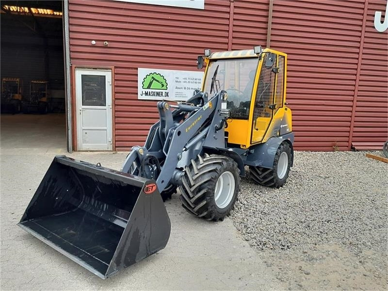 Eurotrac w13f - Valet de ferme: photos 2 Eurotrac w13f - Valet de ferme: photos 2