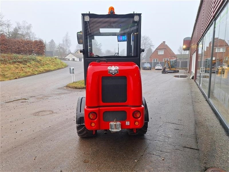 Heracles H220 - Valet de ferme: photos 4 Heracles H220 - Valet de ferme: photos 4