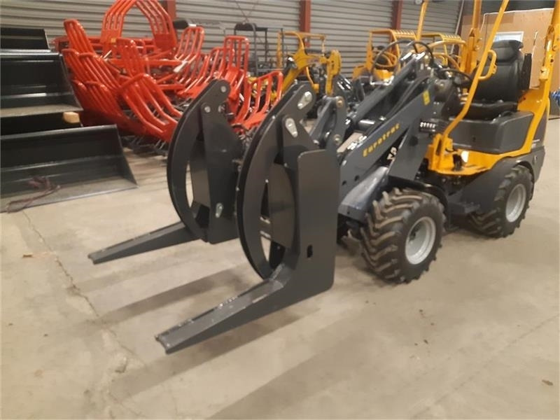 - - - J-Maskiner Skovklo - Grappin pour Engins de chantier: photos 1 - - - J-Maskiner Skovklo - Grappin pour Engins de chantier: photos 1