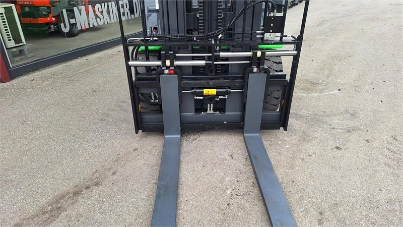 Lonking Lg50b Ny - Chariot élévateur électrique: photos 5 Lonking Lg50b Ny - Chariot élévateur électrique: photos 5