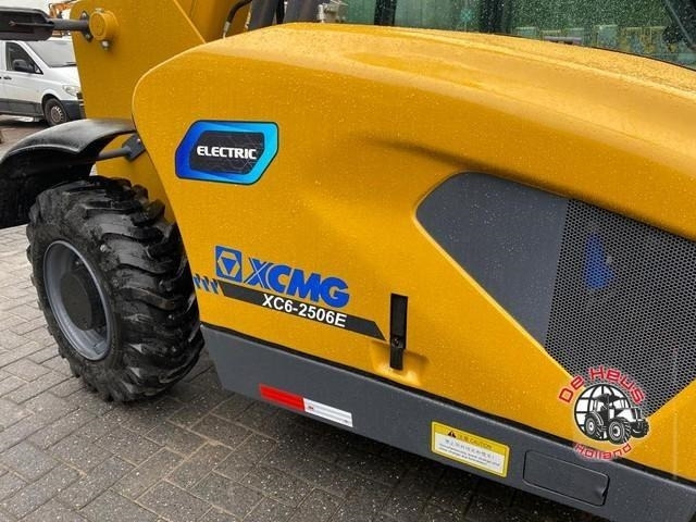 - - - XCMG XC6-2506E - Chariot télescopique: photos 5 - - - XCMG XC6-2506E - Chariot télescopique: photos 5