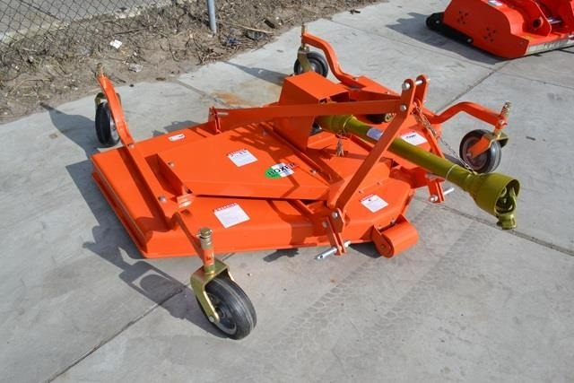 - - - boxer - Faucheuse: photos 1 - - - boxer - Faucheuse: photos 1