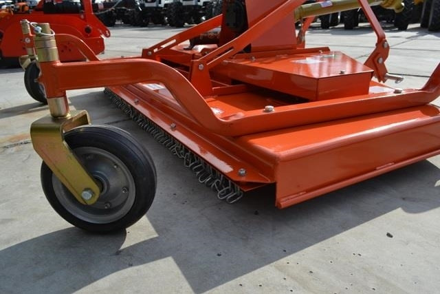 - - - boxer - Faucheuse: photos 4 - - - boxer - Faucheuse: photos 4