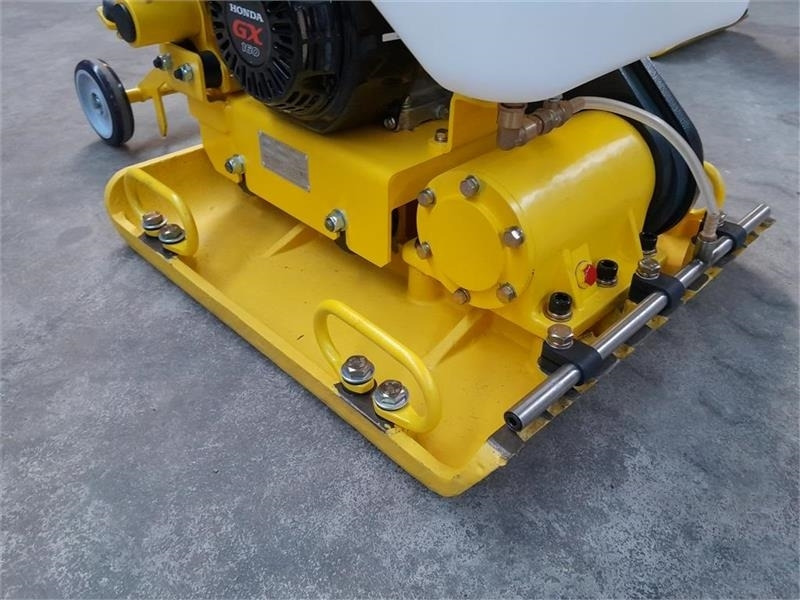- - - paclite pladevibrator - Plaque vibrante: photos 5 - - - paclite pladevibrator - Plaque vibrante: photos 5
