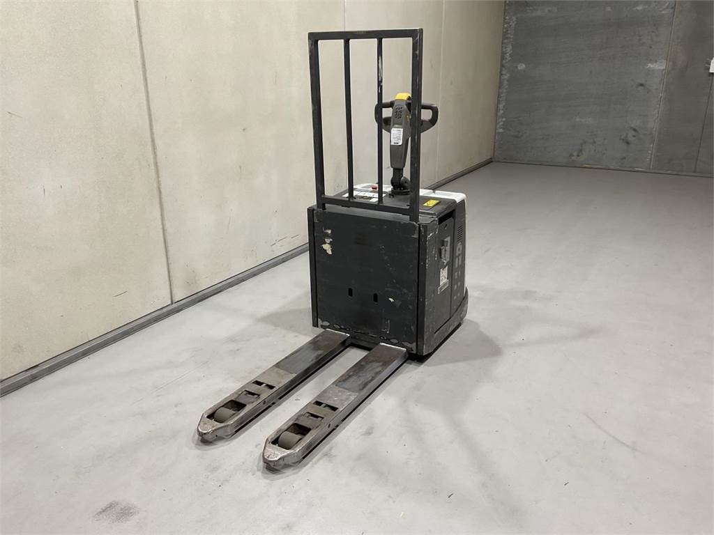 Atlet PMR200P - Transpalette: photos 4 Atlet PMR200P - Transpalette: photos 4