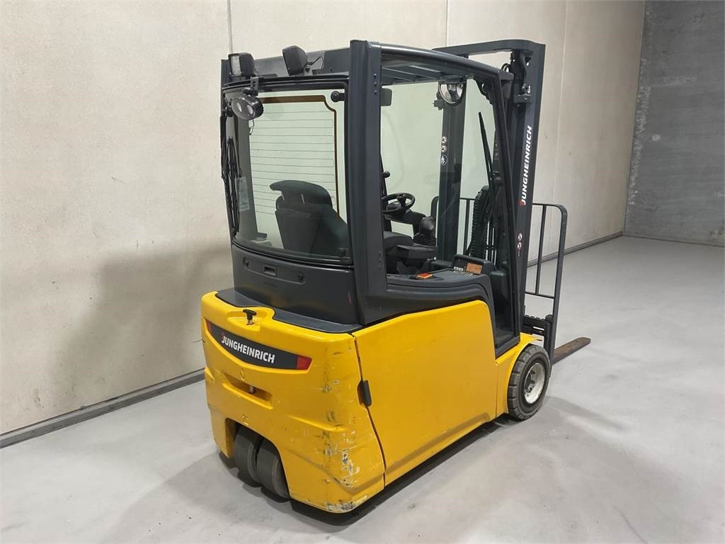 Jungheinrich EFG 220 SP 330ZZ - Chariot élévateur électrique: photos 2 Jungheinrich EFG 220 SP 330ZZ - Chariot élévateur électrique: photos 2