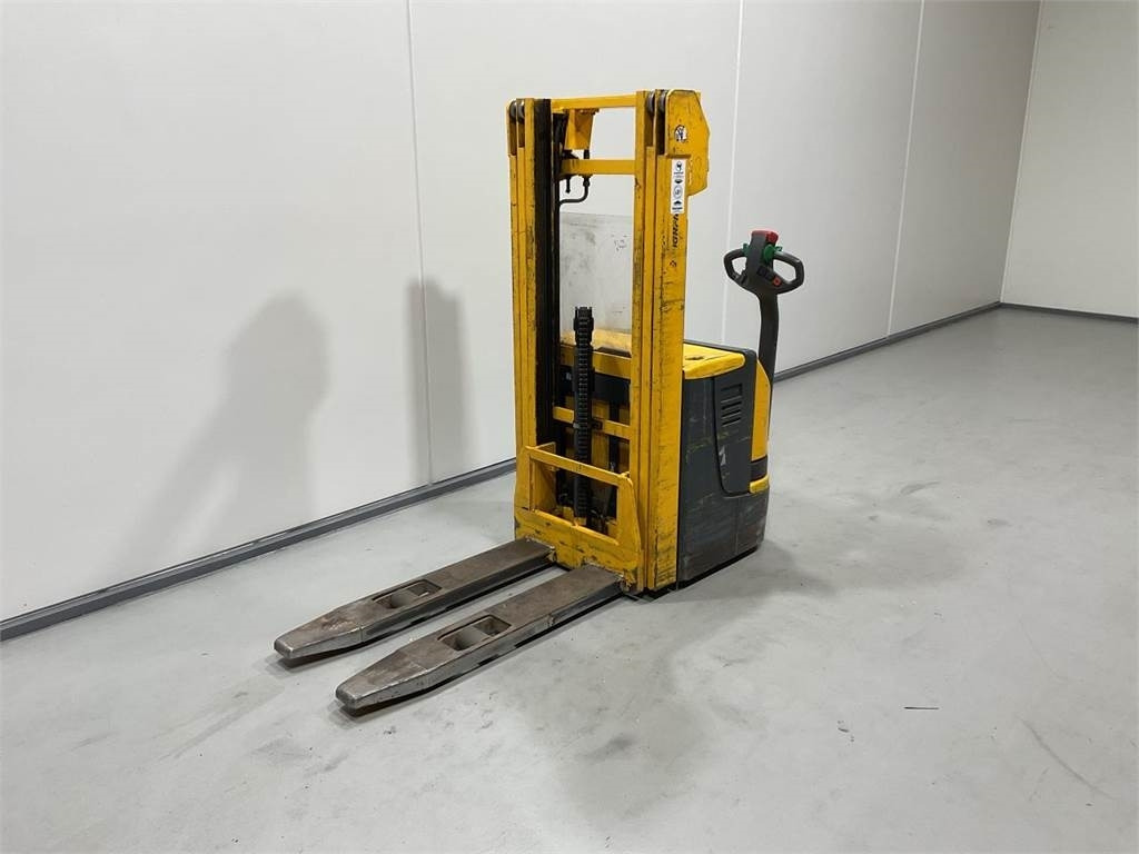 Jungheinrich EJC12 - Gerbeur: photos 4 Jungheinrich EJC12 - Gerbeur: photos 4