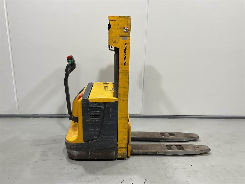 Jungheinrich EJC12 - Gerbeur: photos 1 Jungheinrich EJC12 - Gerbeur: photos 1