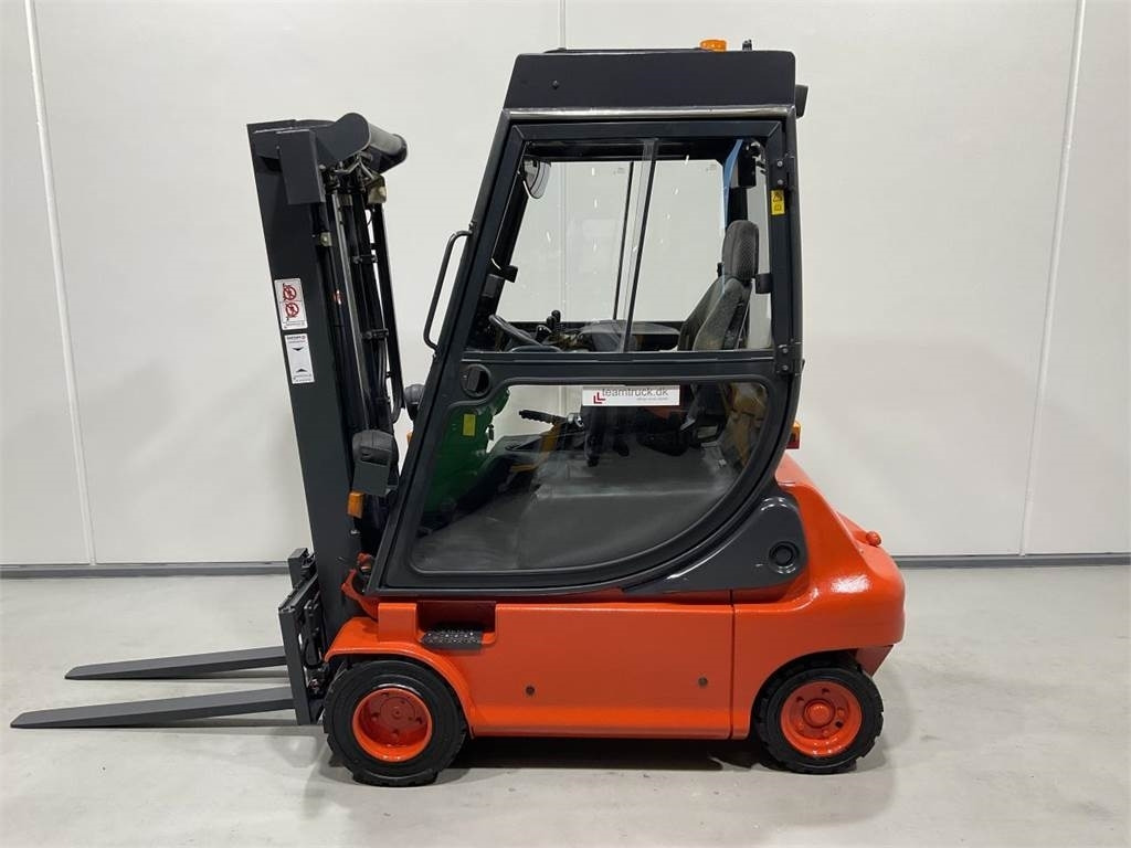 Linde E20P-02 - Chariot élévateur électrique: photos 3 Linde E20P-02 - Chariot élévateur électrique: photos 3