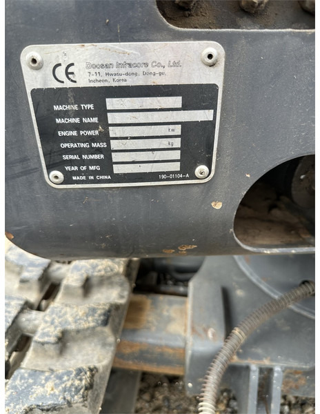 Doosan Slo 18 - 1.8T with bucket packed (Low Hours) - Mini pelle: photos 5 Doosan Slo 18 - 1.8T with bucket packed (Low Hours) - Mini pelle: photos 5