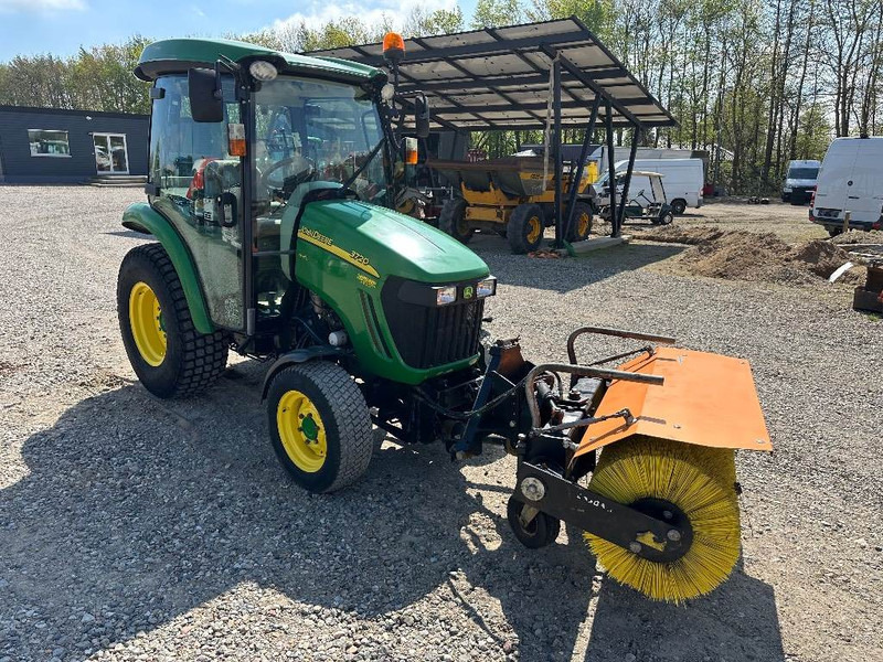 John Deere 3720 M/ Hydraulisk kost - Micro tracteur: photos 2 John Deere 3720 M/ Hydraulisk kost - Micro tracteur: photos 2