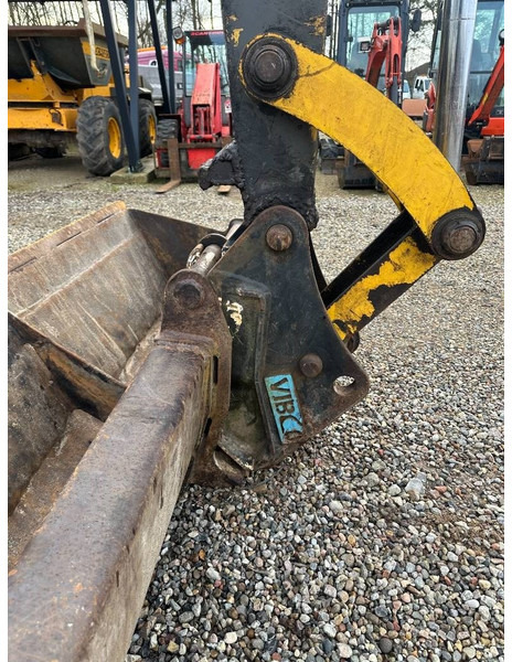 Komatsu PC 75 - Mini pelle: photos 4 Komatsu PC 75 - Mini pelle: photos 4