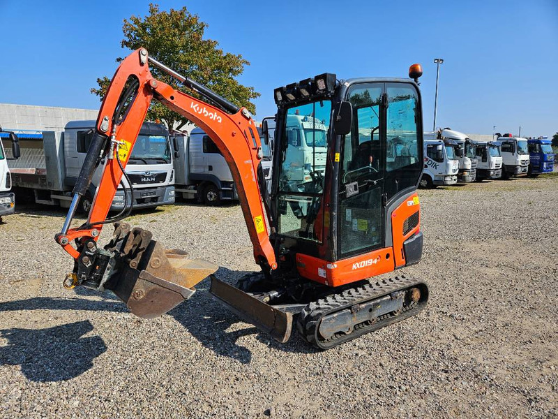 Kubota KX 19-4 New tiltman 2024 // 3 buckets - Mini pelle: photos 1 Kubota KX 19-4 New tiltman 2024 // 3 buckets - Mini pelle: photos 1
