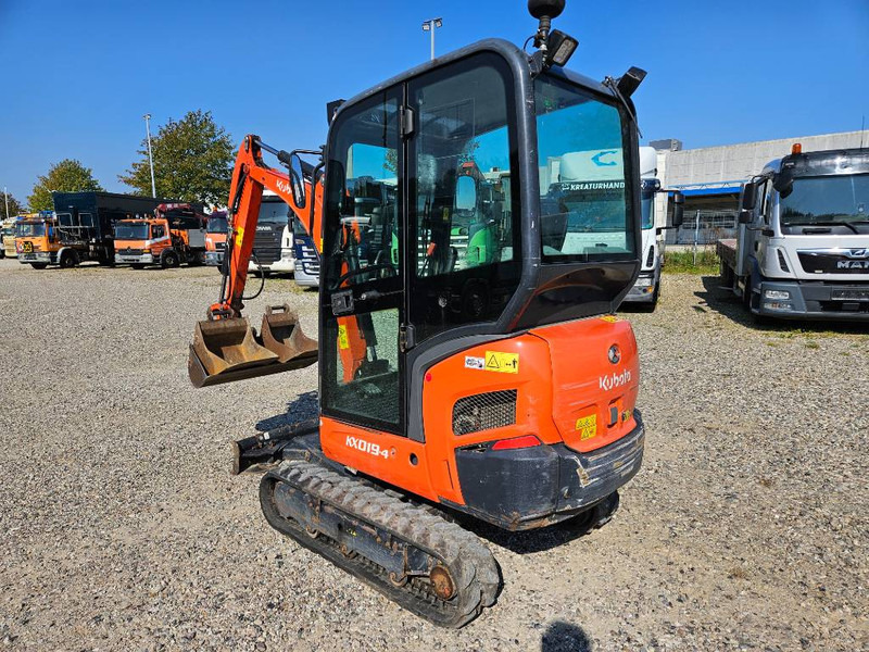 Kubota KX 19-4 New tiltman 2024 // 3 buckets - Mini pelle: photos 3 Kubota KX 19-4 New tiltman 2024 // 3 buckets - Mini pelle: photos 3