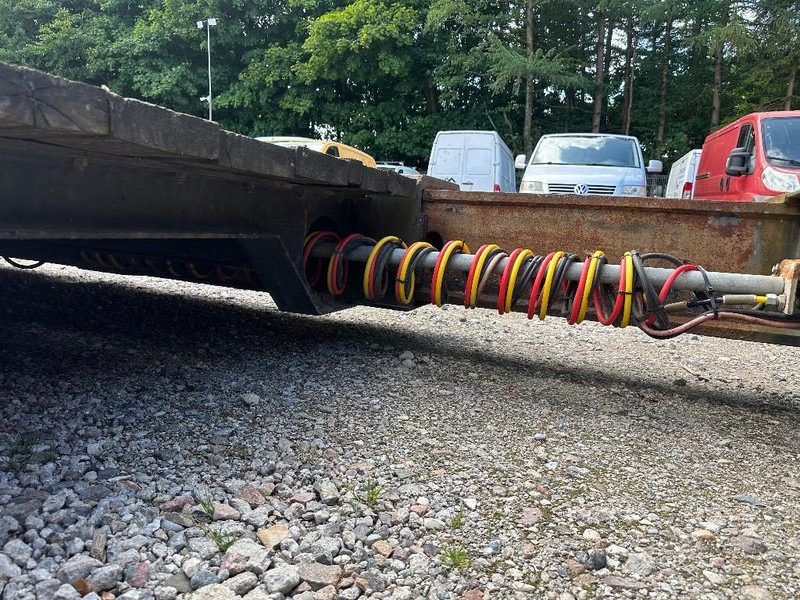 Nooteboom Machine trailer W/ extendable bed & Hyd Ramps - Semi-remorque surbaissé: photos 4 Nooteboom Machine trailer W/ extendable bed & Hyd Ramps - Semi-remorque surbaissé: photos 4