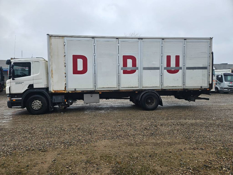 Scania P 230 //Lift // Sideopening - Camion fourgon: photos 4 Scania P 230 //Lift // Sideopening - Camion fourgon: photos 4