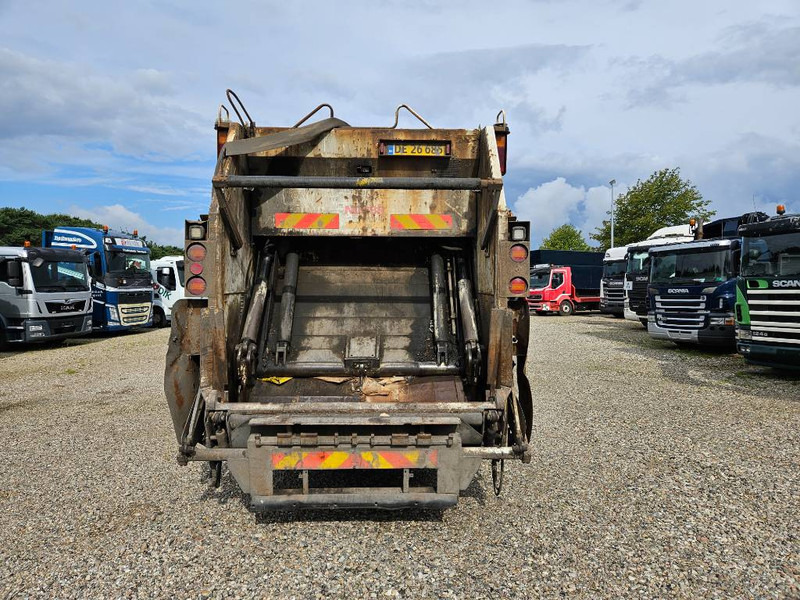 Scania P270 6x2/4 Müllwagen / garbagetruck - Benne à ordures ménagères: photos 4 Scania P270 6x2/4 Müllwagen / garbagetruck - Benne à ordures ménagères: photos 4