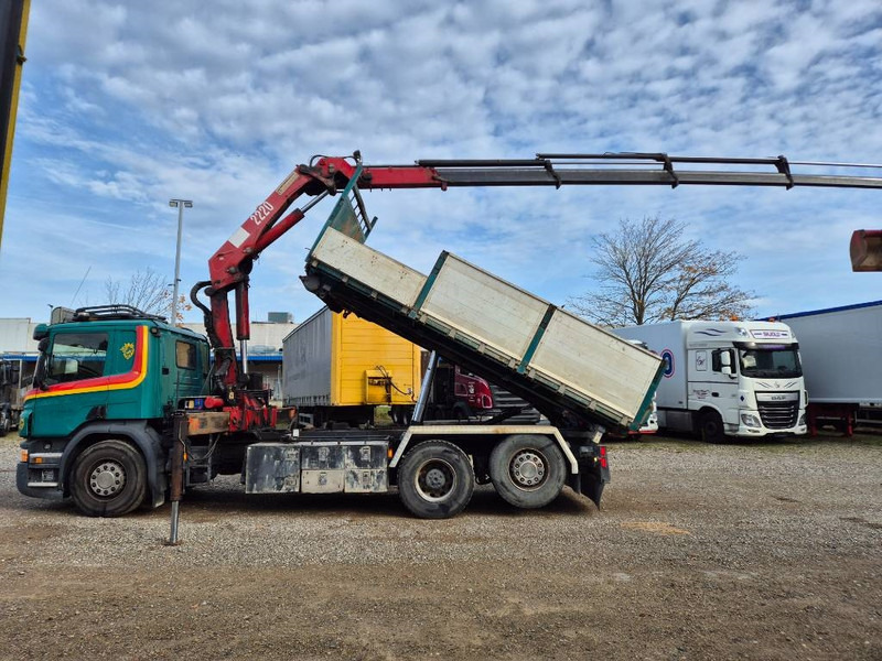 Scania P450 6x2/4 // HMF 2223 K4 // 3-way tip - Camion grue: photos 5 Scania P450 6x2/4 // HMF 2223 K4 // 3-way tip - Camion grue: photos 5