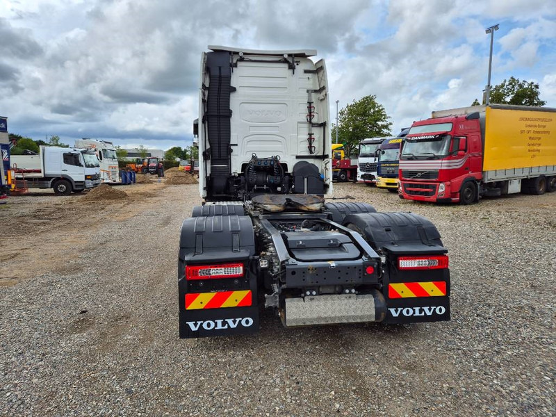 Volvo FH 500 6x2 // ACC // 10 Wheeler // Low km - Tracteur routier: photos 4 Volvo FH 500 6x2 // ACC // 10 Wheeler // Low km - Tracteur routier: photos 4