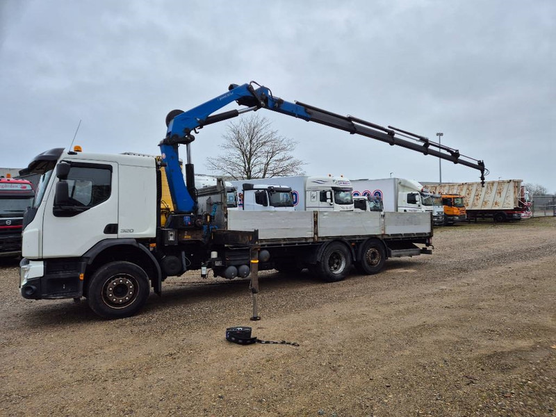 Volvo FE320 6x2/4 // HMF2120 K5 // - Camion grue: photos 2 Volvo FE320 6x2/4 // HMF2120 K5 // - Camion grue: photos 2