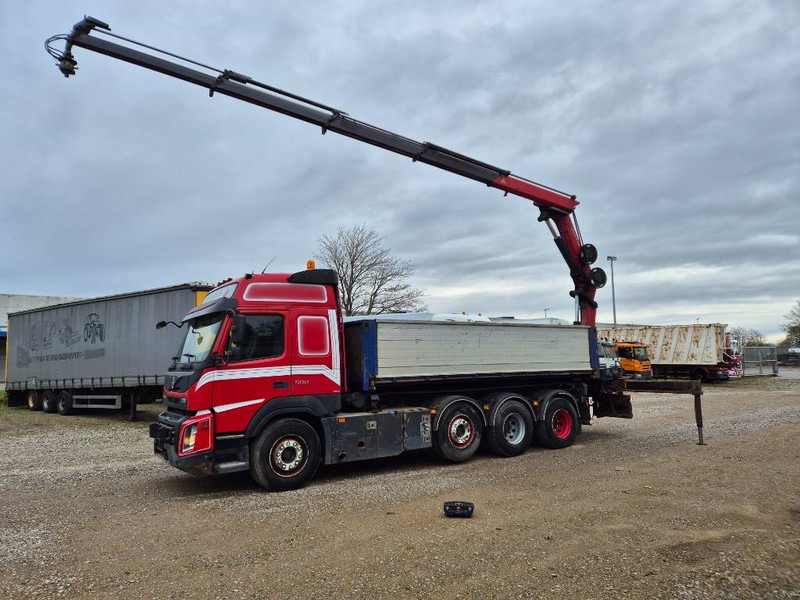 Volvo FMX 500 8x4/4 // HMF 2120 K4 // 3 side tipper - Camion grue: photos 2 Volvo FMX 500 8x4/4 // HMF 2120 K4 // 3 side tipper - Camion grue: photos 2