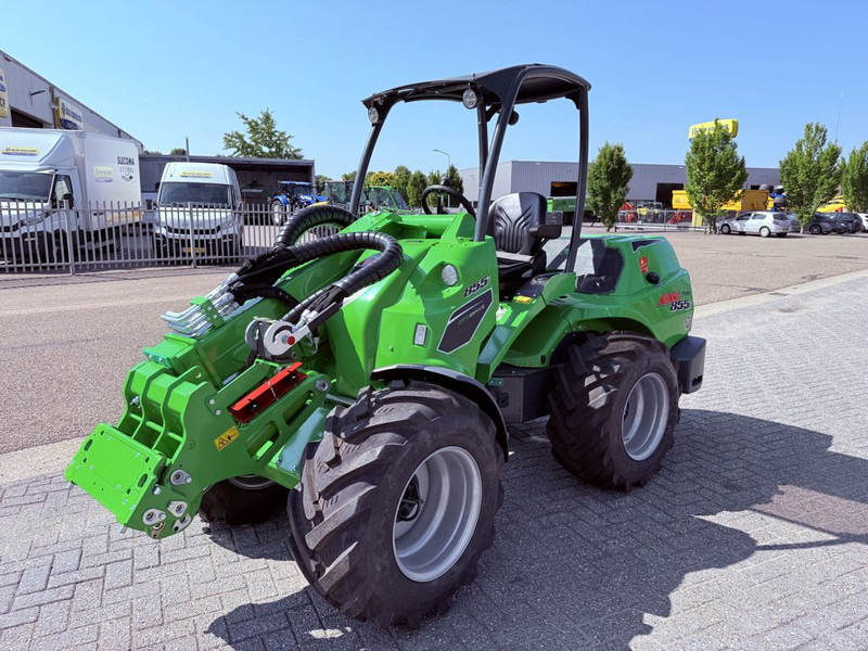 Avant 855i TDL 1900 kg 3.5 mtr - Chargeuse sur pneus: photos 2 Avant 855i TDL 1900 kg 3.5 mtr - Chargeuse sur pneus: photos 2
