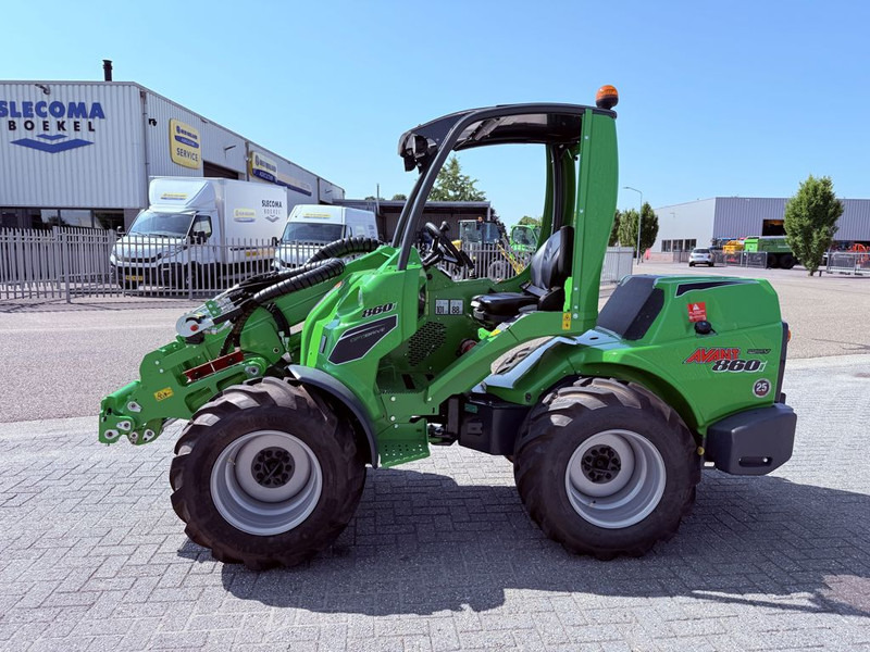 Chargeuse sur pneus neuf Avant 860i TDL + 1900kg 3.5 mtr 30km/h: photos 17