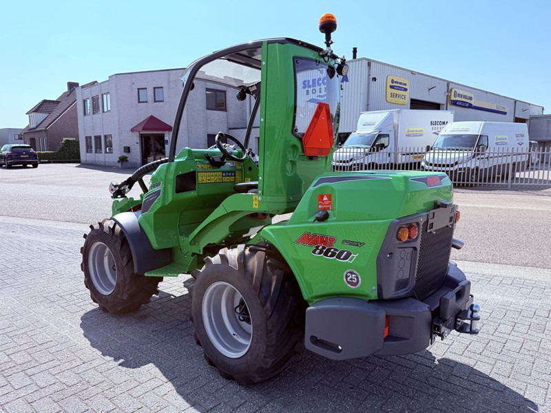 Chargeuse sur pneus neuf Avant 860i TDL + 1900kg 3.5 mtr 30km/h: photos 19