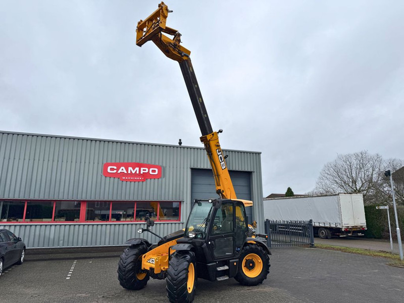 Chariot télescopique neuf JCB 541-70 Agri Super: photos 17 Chariot télescopique neuf JCB 541-70 Agri Super: photos 17