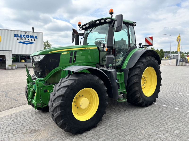 John Deere 6250R Premium Edtition - Tracteur agricole: photos 1 John Deere 6250R Premium Edtition - Tracteur agricole: photos 1