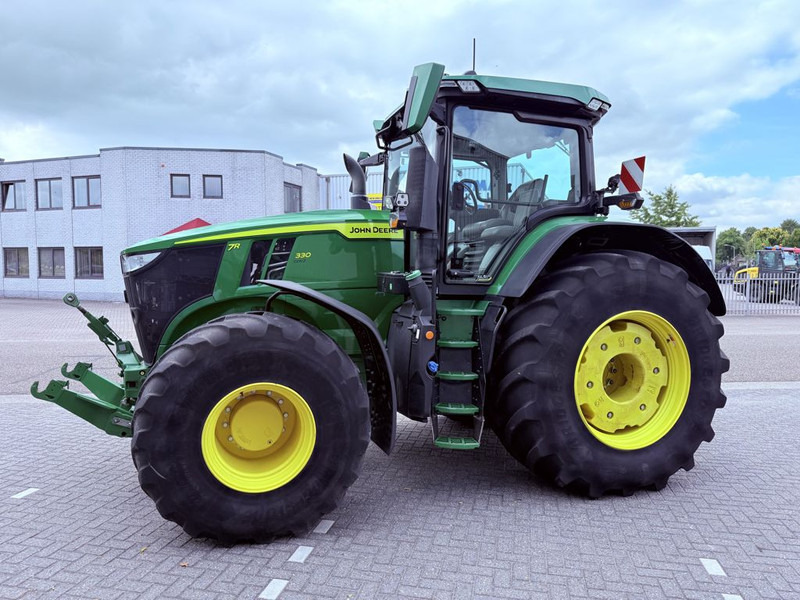 John Deere 7R 330 Gen 2 Signature Edition AutoPowr - Tracteur agricole: photos 1 John Deere 7R 330 Gen 2 Signature Edition AutoPowr - Tracteur agricole: photos 1