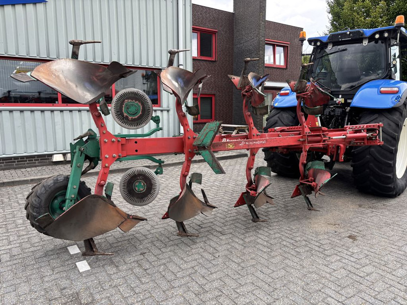 Kverneland LB100 4-Schaar Ploeg met Vorenpakker - Charrue: photos 3 Kverneland LB100 4-Schaar Ploeg met Vorenpakker - Charrue: photos 3