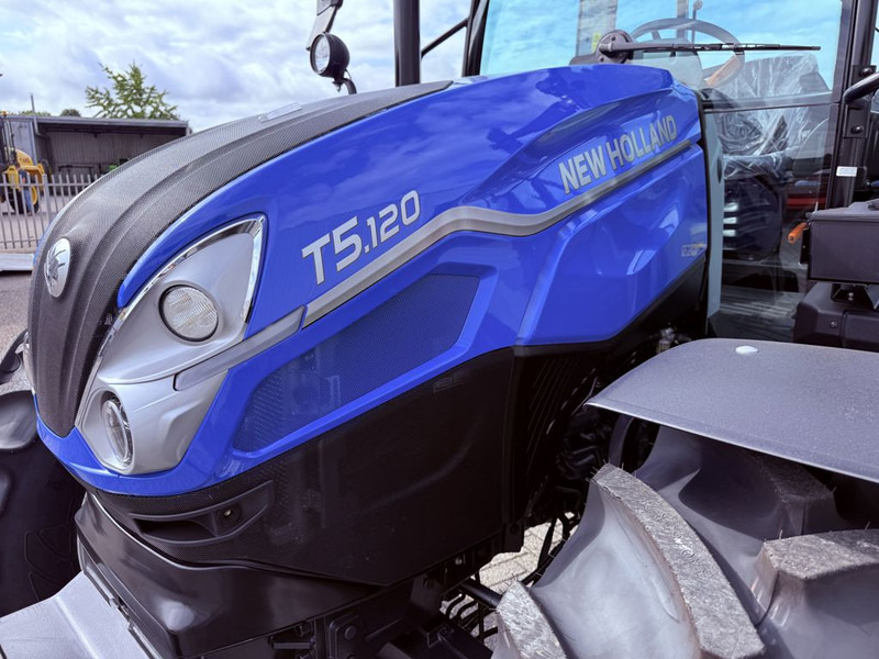 New Holland T5.120 Dual Command HILO - Tracteur agricole: photos 5 New Holland T5.120 Dual Command HILO - Tracteur agricole: photos 5