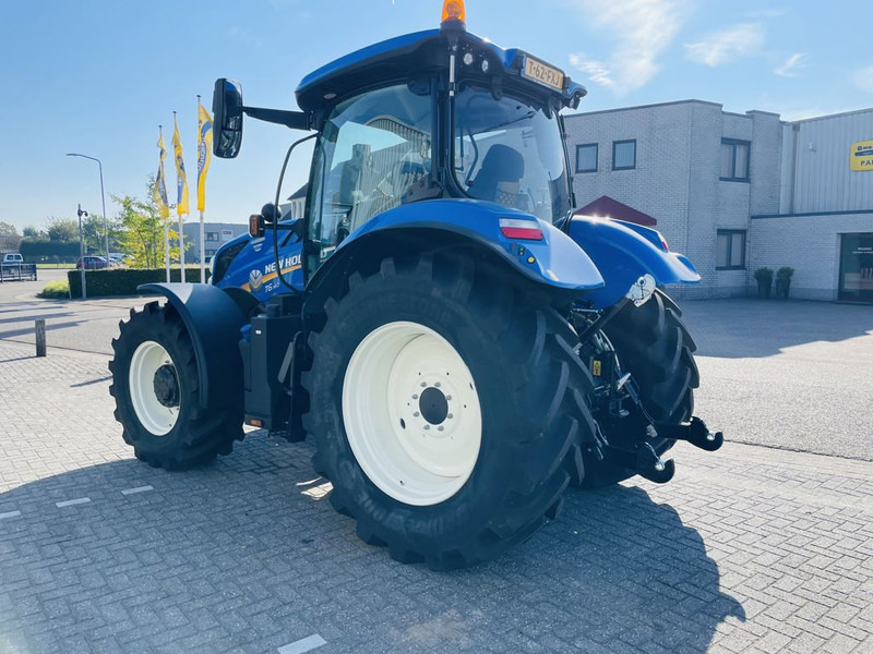 New Holland T6.160 DYN Stage V - Tracteur agricole: photos 2 New Holland T6.160 DYN Stage V - Tracteur agricole: photos 2