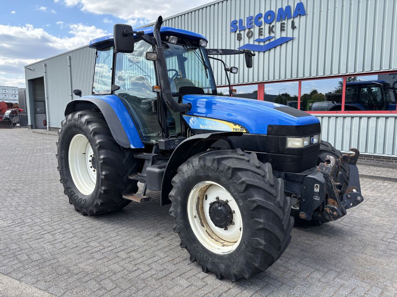 New Holland TM140 Power Command - Tracteur agricole: photos 4 New Holland TM140 Power Command - Tracteur agricole: photos 4